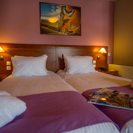 Mirabel Citycenter Hotel Аргостолион Экстерьер фото