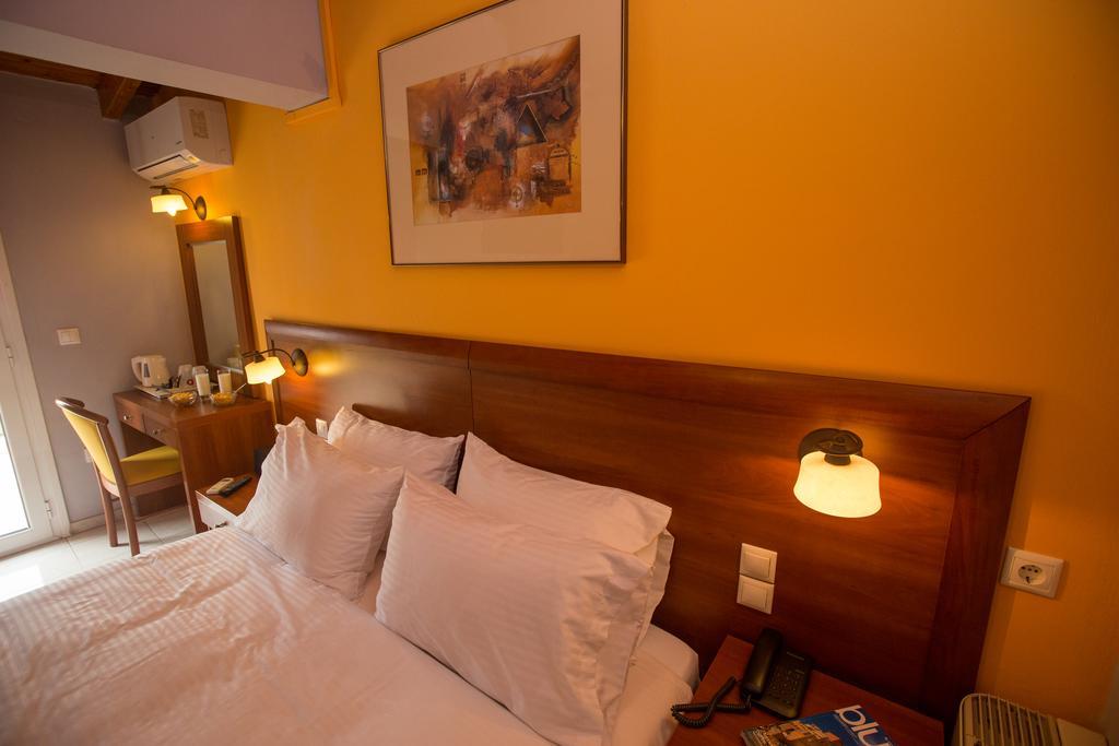 Mirabel Citycenter Hotel Аргостолион Экстерьер фото